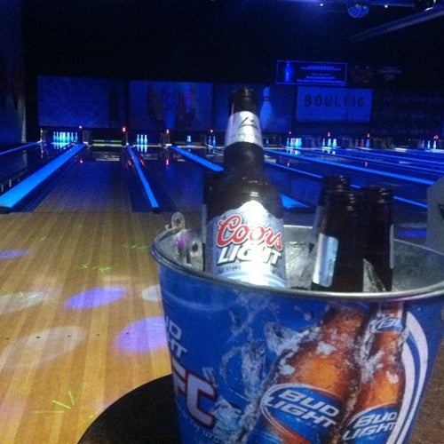 Pinheads Entertainment Center 13825 Britton Park Rd Fishers