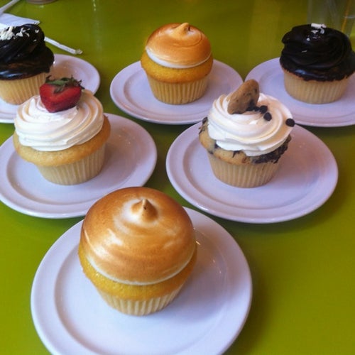 Molly's Cupcakes 2536 N Clark St Chicago