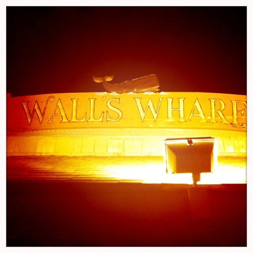 Wall's Wharf 18 Greenwich Ave Bayville