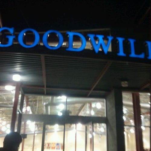 Goodwill 4575 Hollywood Blvd Los Angeles