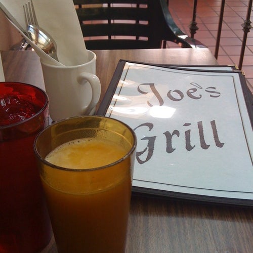 Joe's Grill 1031 Davie St. Vancouver