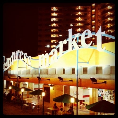 Empress Road Market & Food Centre 7 Empress Rd. Singapore