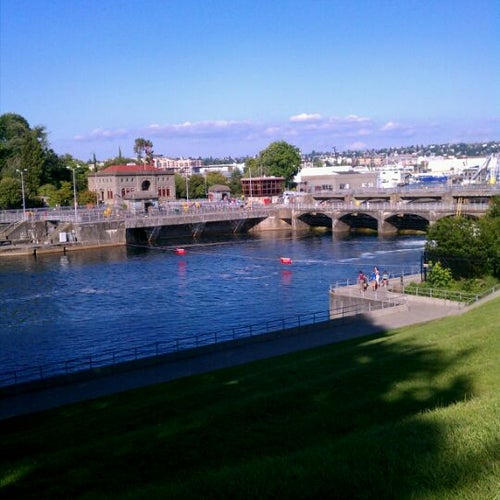 Commodore Park 3330 W Commodore Way Seattle