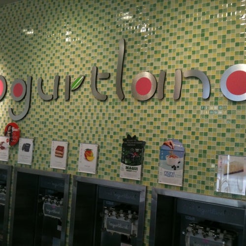 Yogurtland 10911 Lindbrook Dr Los Angeles
