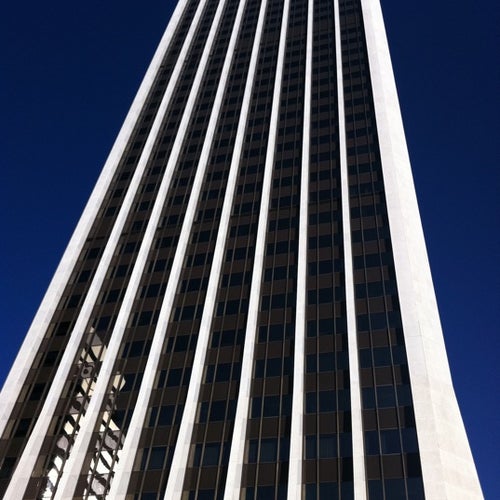 Wells Fargo Center 1300 SW 5th Ave Portland