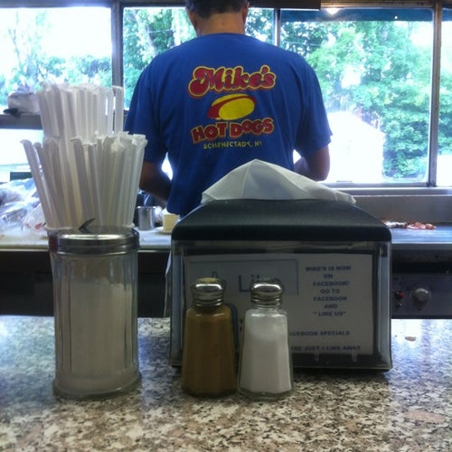 Mike's Hot Dogs