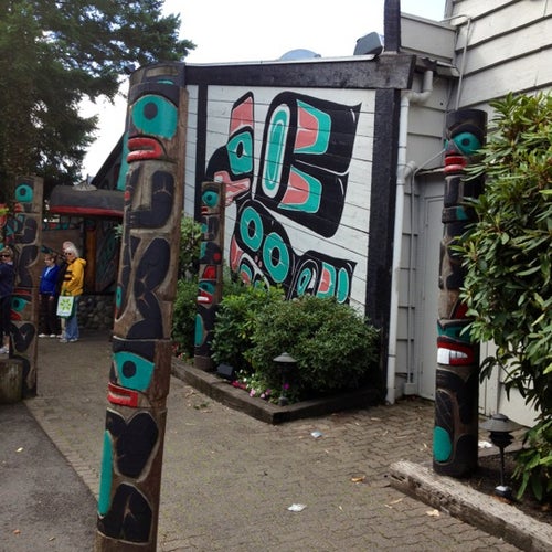 Ivar's Salmon House 401 NE Northlake Way Seattle