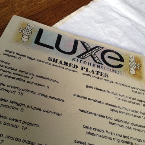 Luxe Kitchen & Lounge 6605 Detroit Ave Cleveland