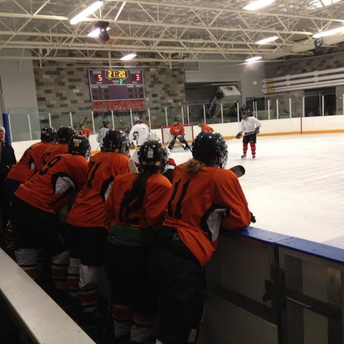 Toyota Sports Performance Center 555 N Nash St El Segundo