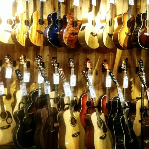 Guitar Center 10831 W Pico Blvd Los Angeles