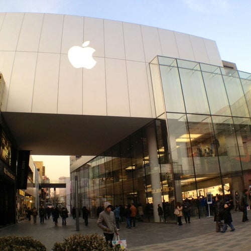  Apple、Mac、iPhone、iPad、Apple Watch の注文に対して 2 時間以内の無料ホリデー配送サービスを提供