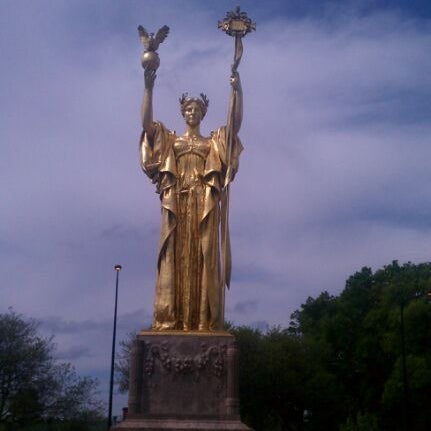 Statue of The Republic