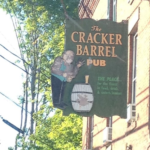 Cracker Barrel Pub