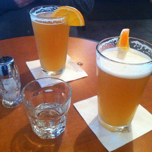 Sports Page Pub Seattle International Airport, 17801