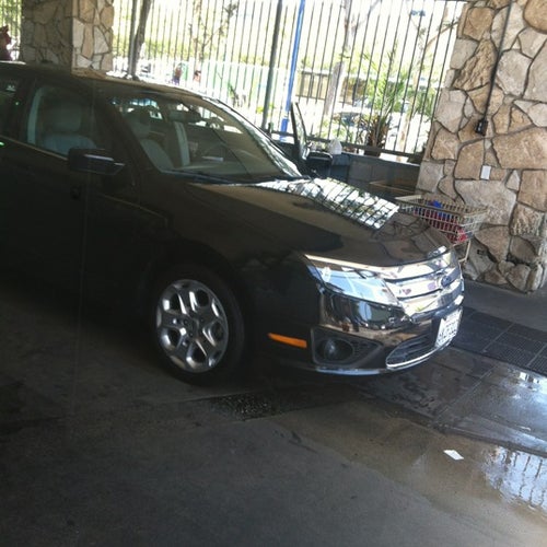 Santa Palm Car Wash 8787 Santa Monica Blvd West Hollywood