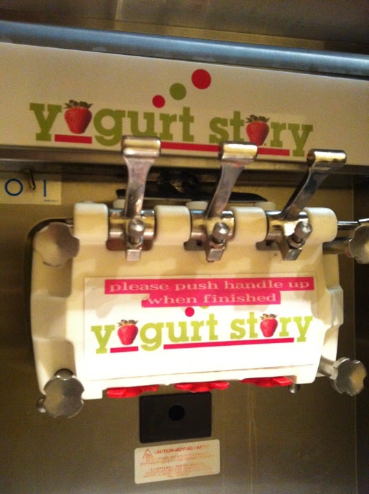 frozen-yogurt-shop
