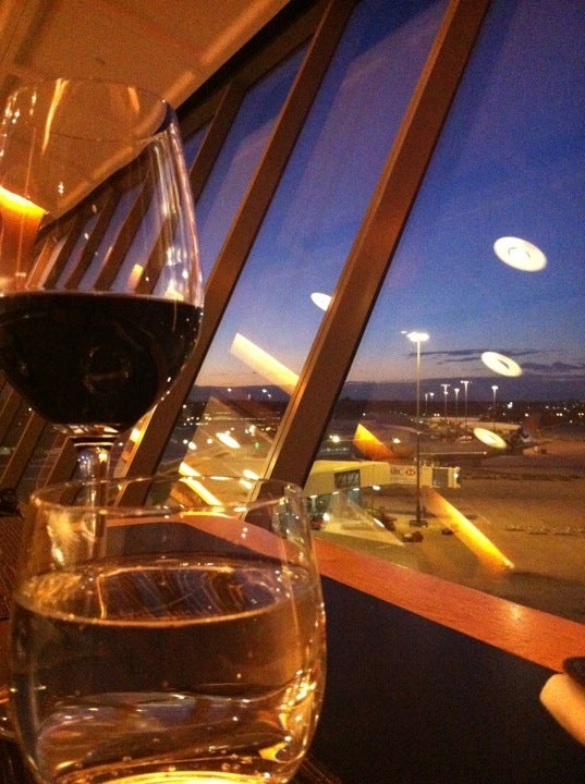airport-lounge