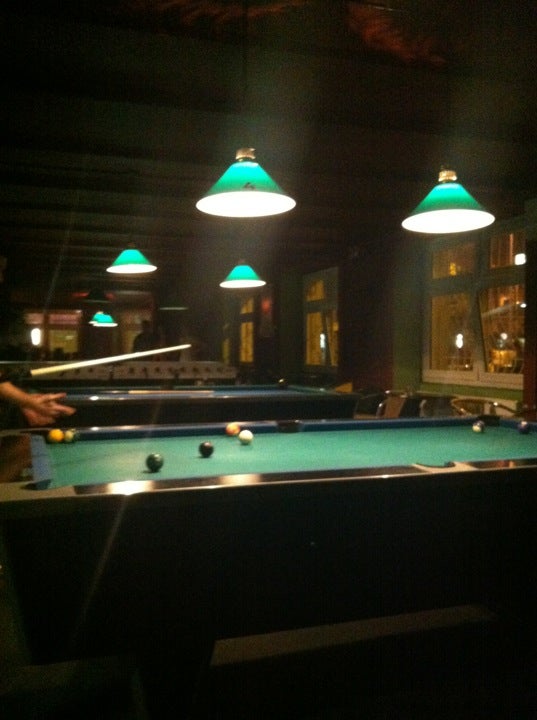 bar