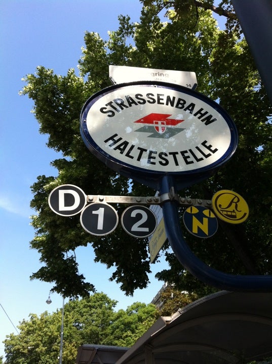 tram-station