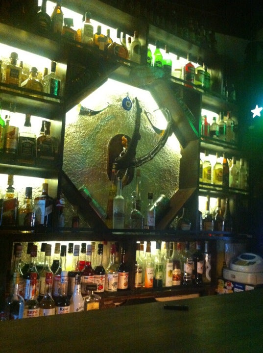 bar