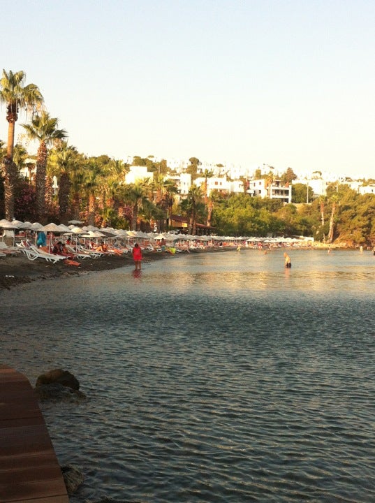 photo of Meteor Beach