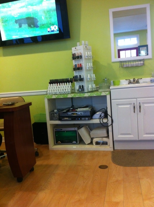 nail-salon