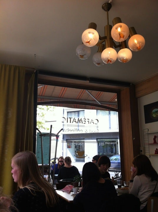 coffee-shop