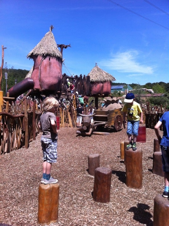 zoo