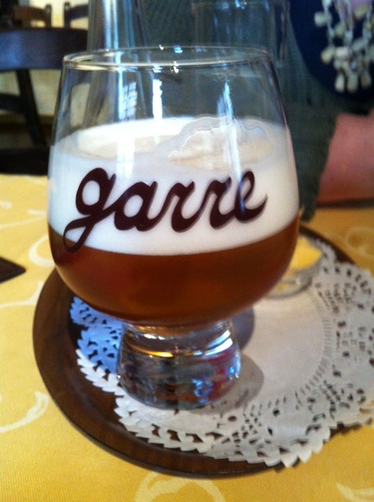 bar
