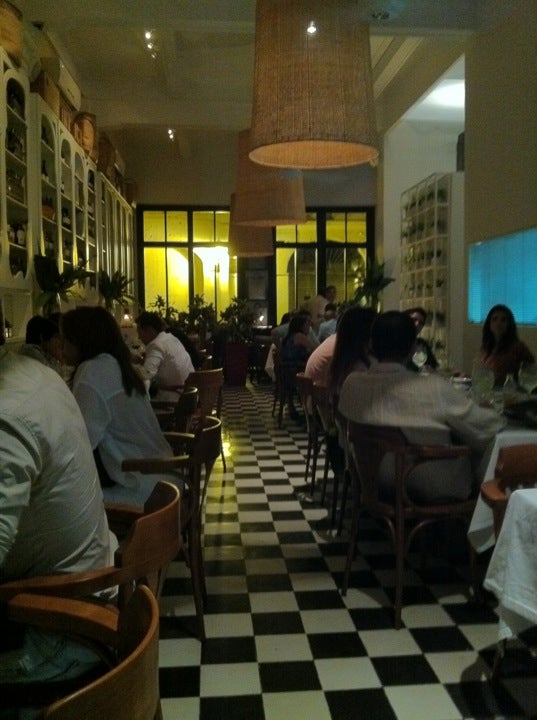 ice-cream-shop