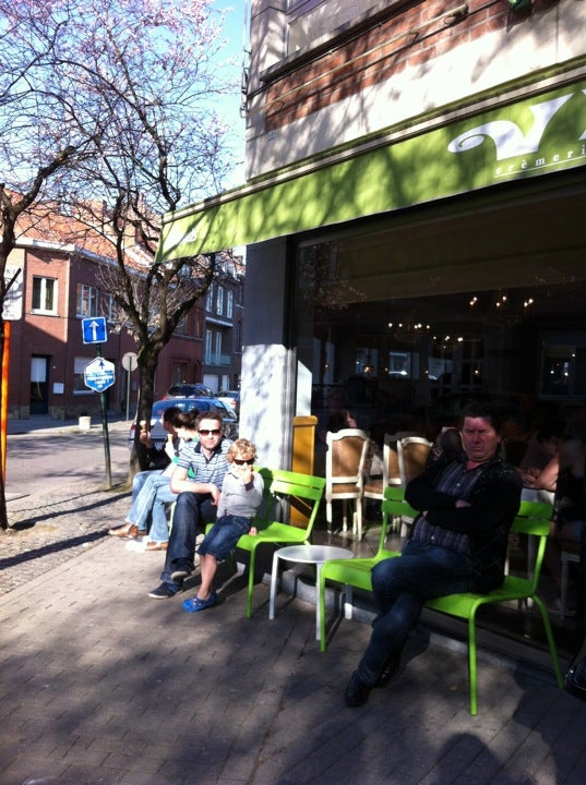 ice-cream-shop