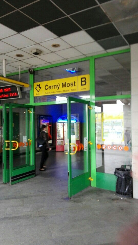metro-station