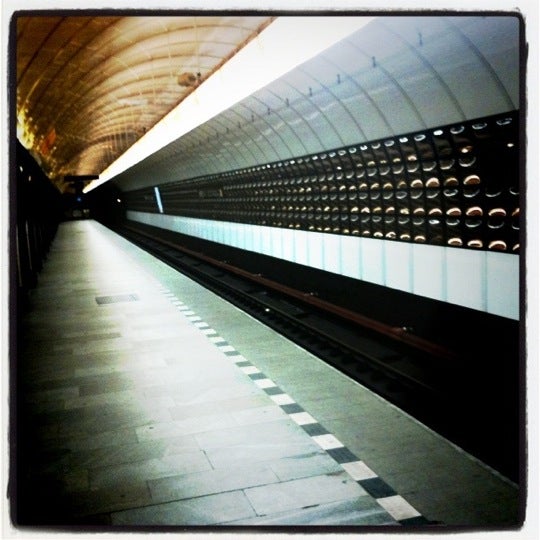 metro-station