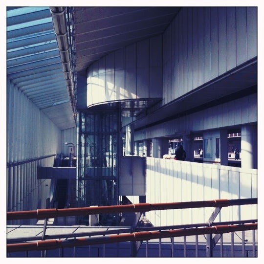 metro-station