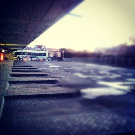 bus-station
