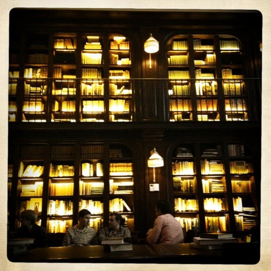 The Library at The NoMad