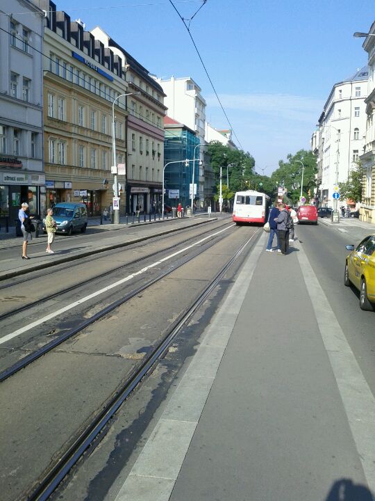 tram-station