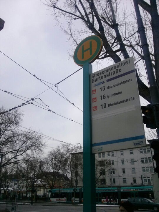 tram-station