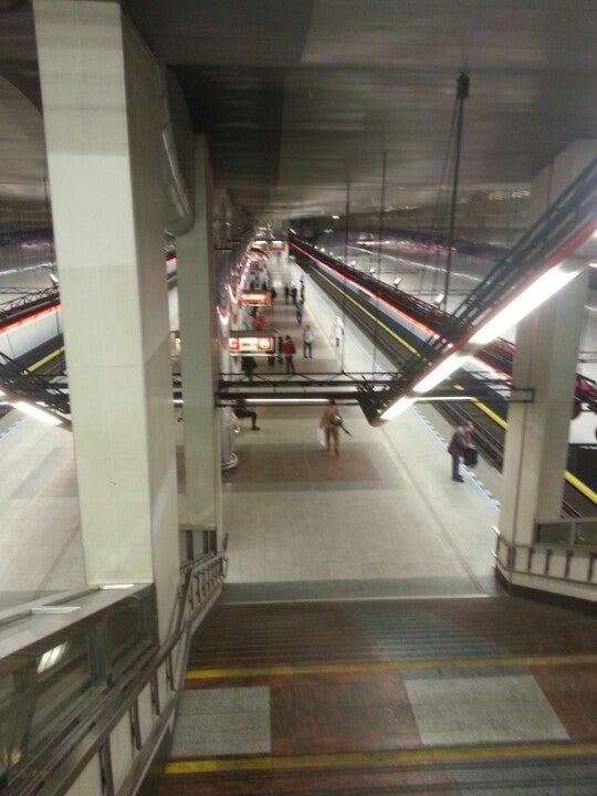 metro-station