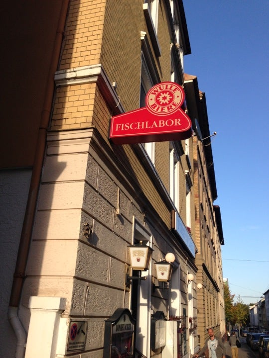 bar