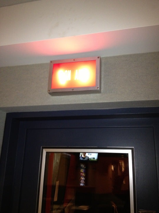 radio-station