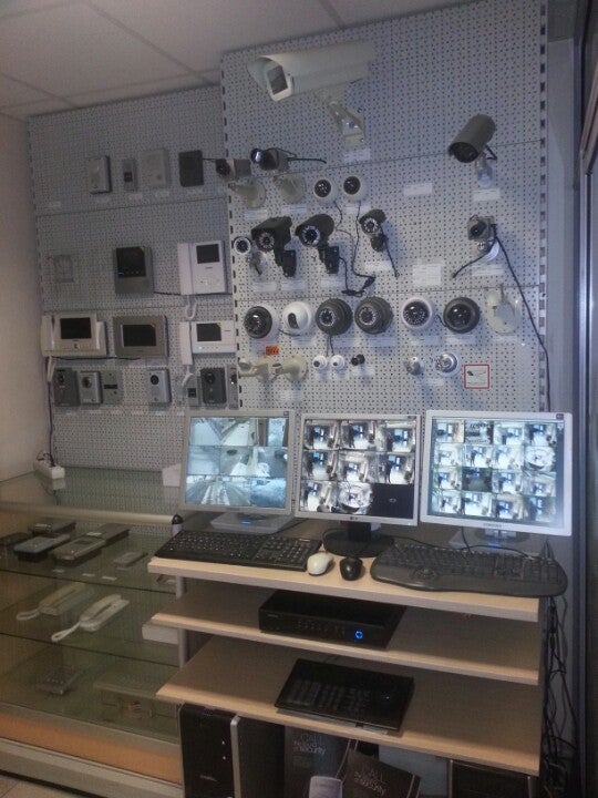 electronics-store