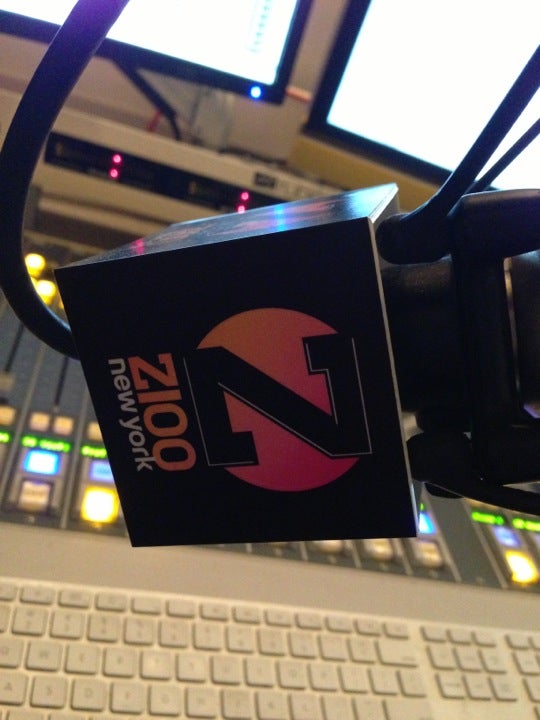 radio-station