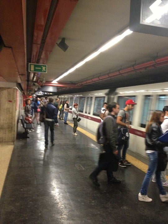metro-station