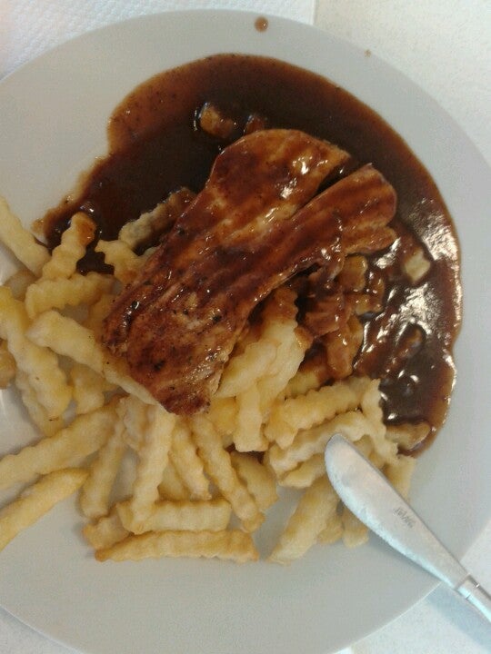 college-cafeteria