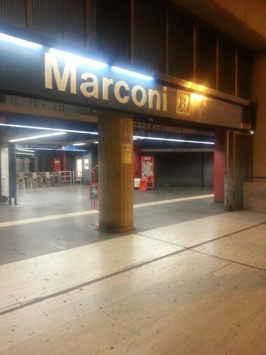 metro-station