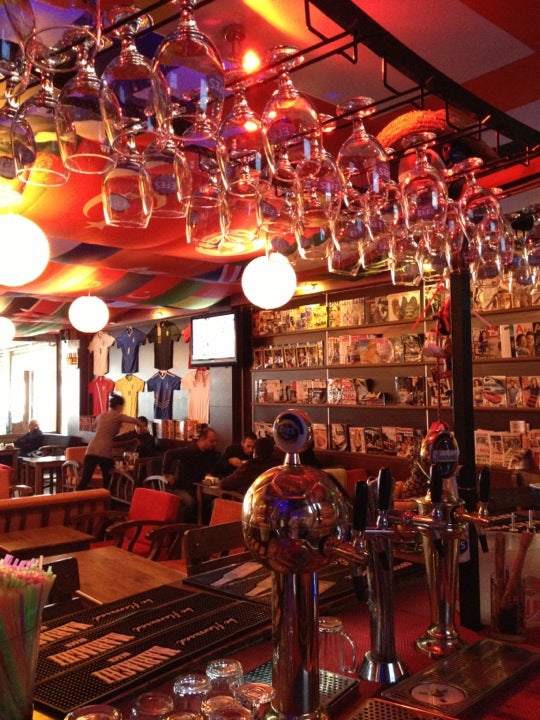 bar