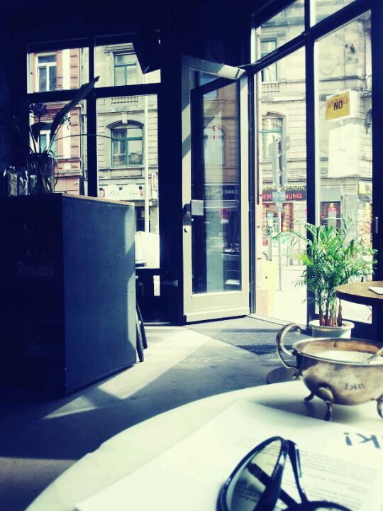 bar