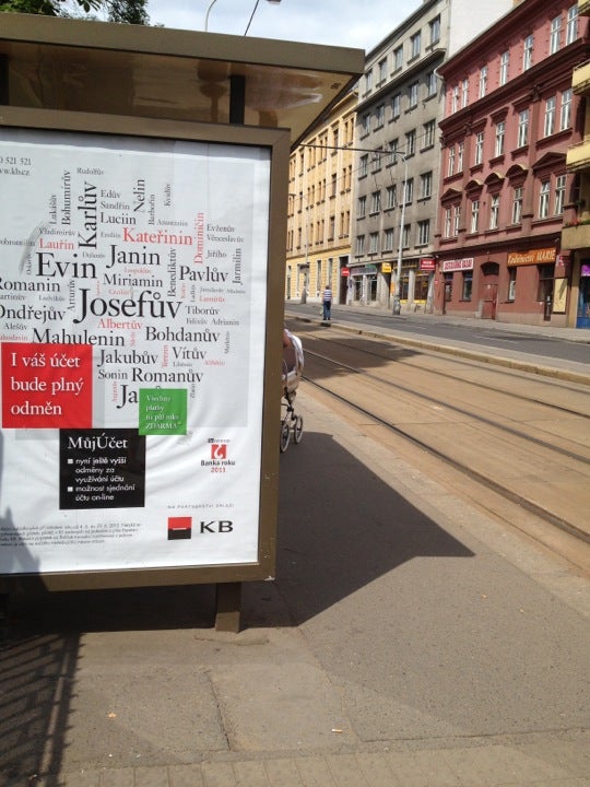 tram-station