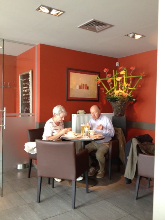restaurant